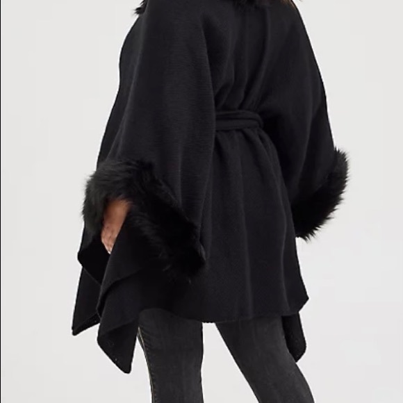 Torrid wrap around coat - Picture 4 of 7